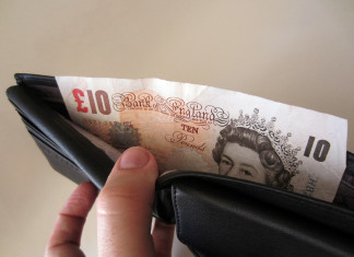 6 Stupid Staking Plan Ideas that will Hurt your Wallet wallet-pounds