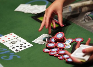 Online Live Casino Games: Satisfying Our Taste for Realism casino-gambling