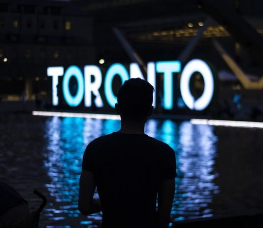 Gambling in Canada: An Overview